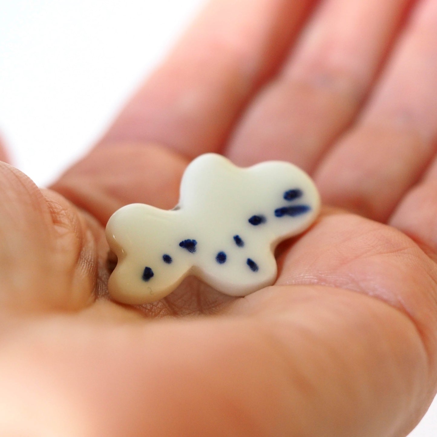 Cloud Eight Brooch