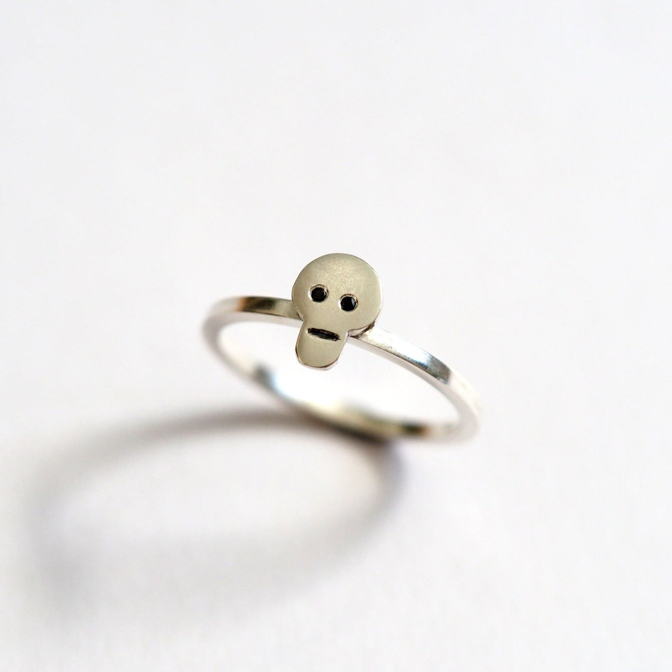Skull Ring Dinky