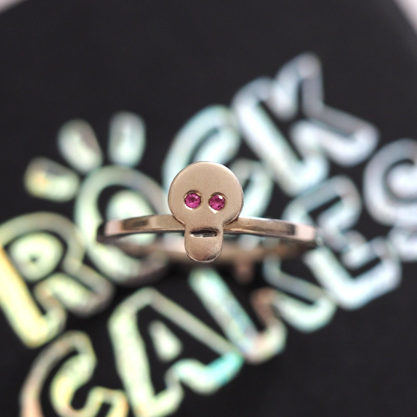 Skull Ring Dinky