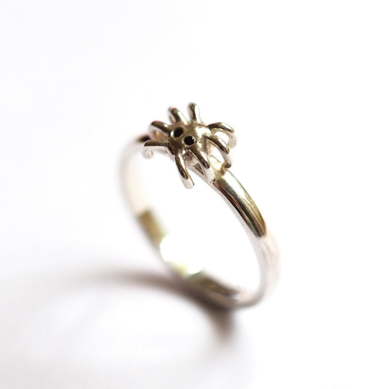 Tiny Spider Ring
