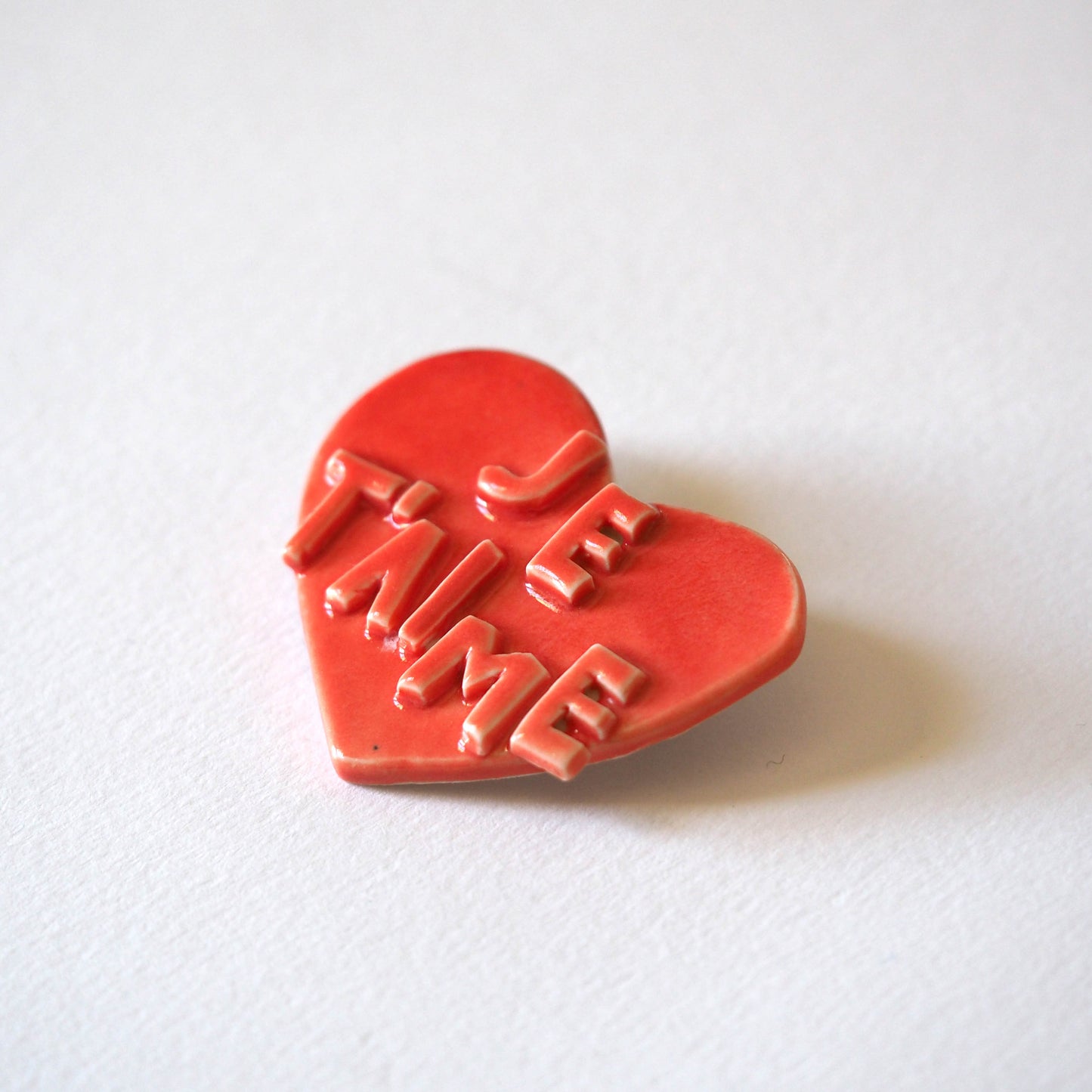 JE T'AIME Porcelain Brooch