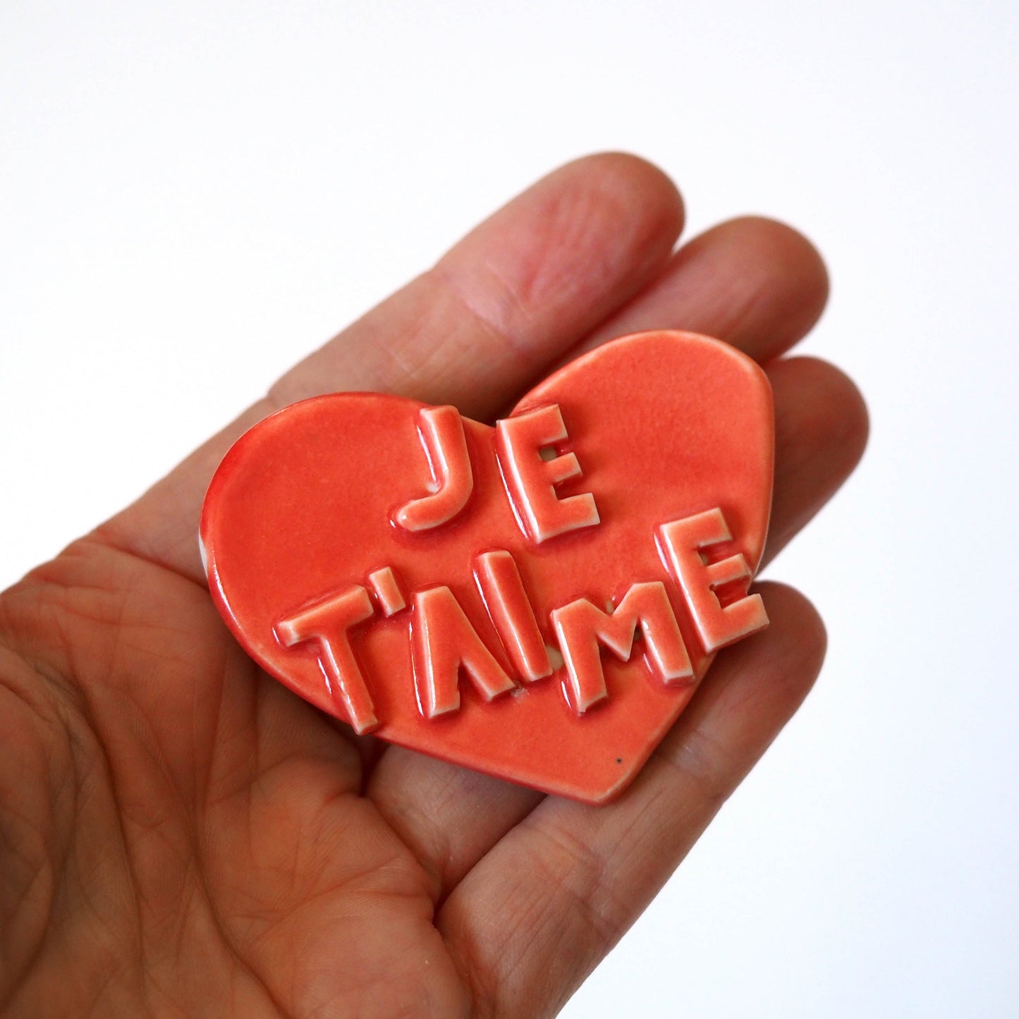 JE T'AIME Porcelain Brooch