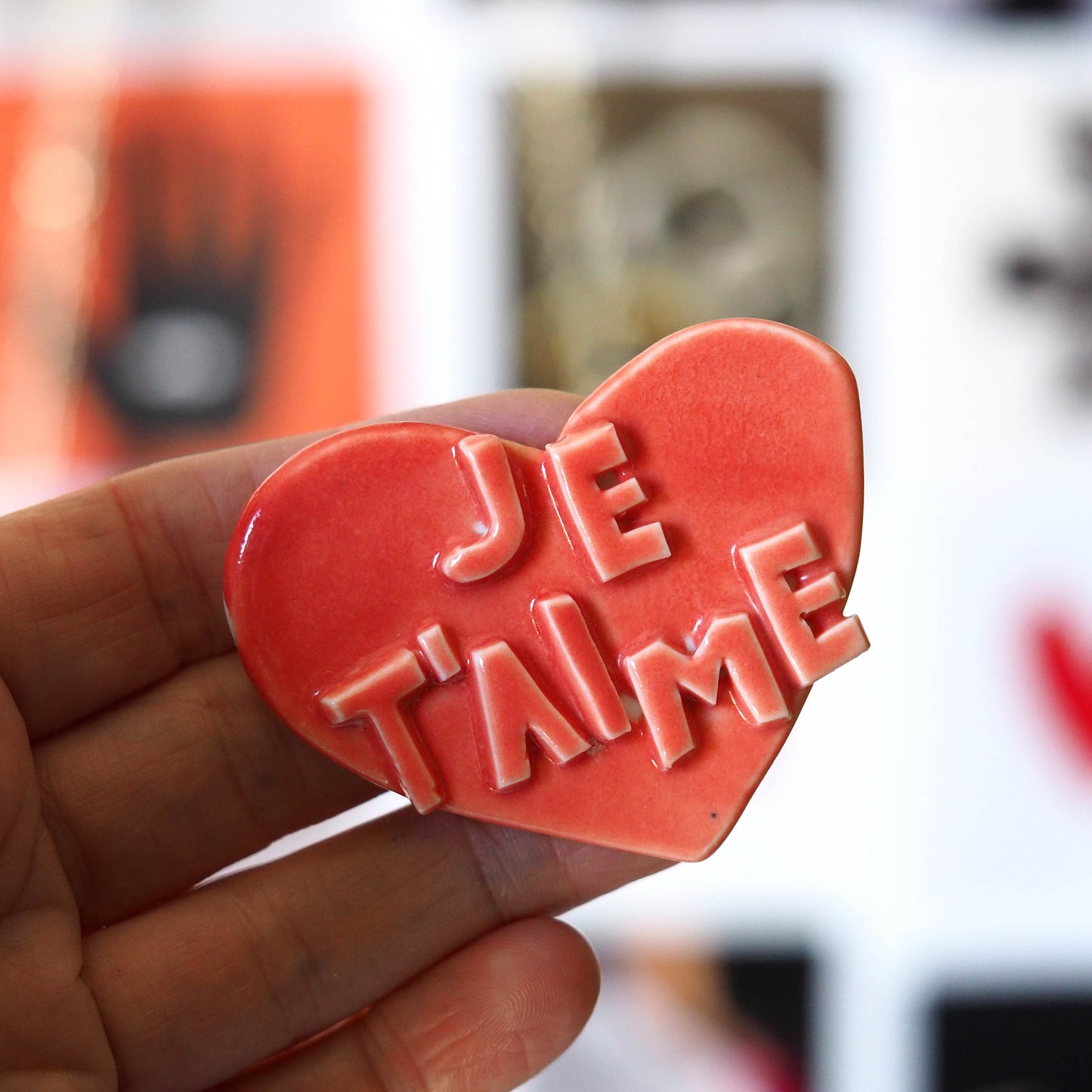 JE T'AIME Porcelain Brooch