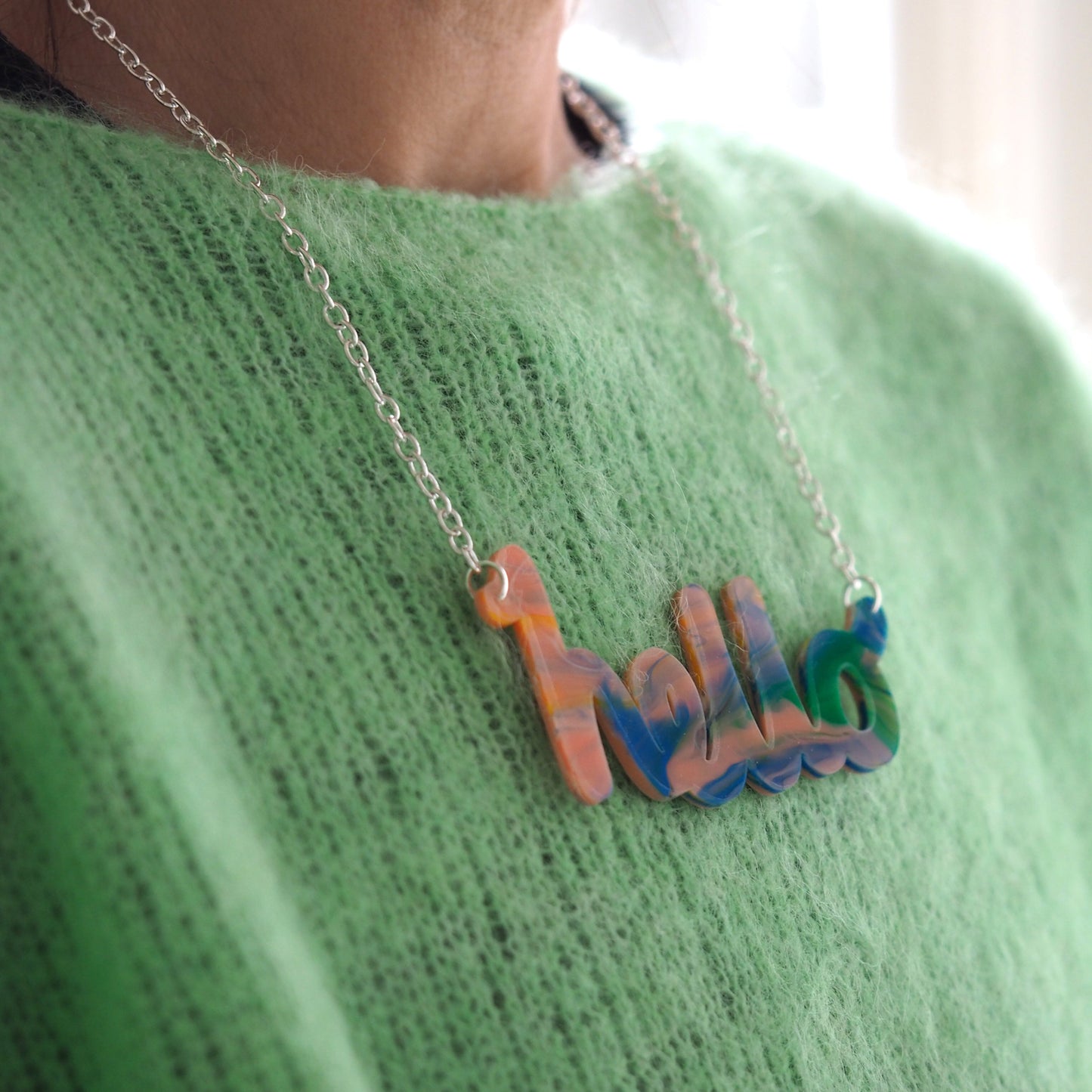 "hello" Necklace in Marble lushness