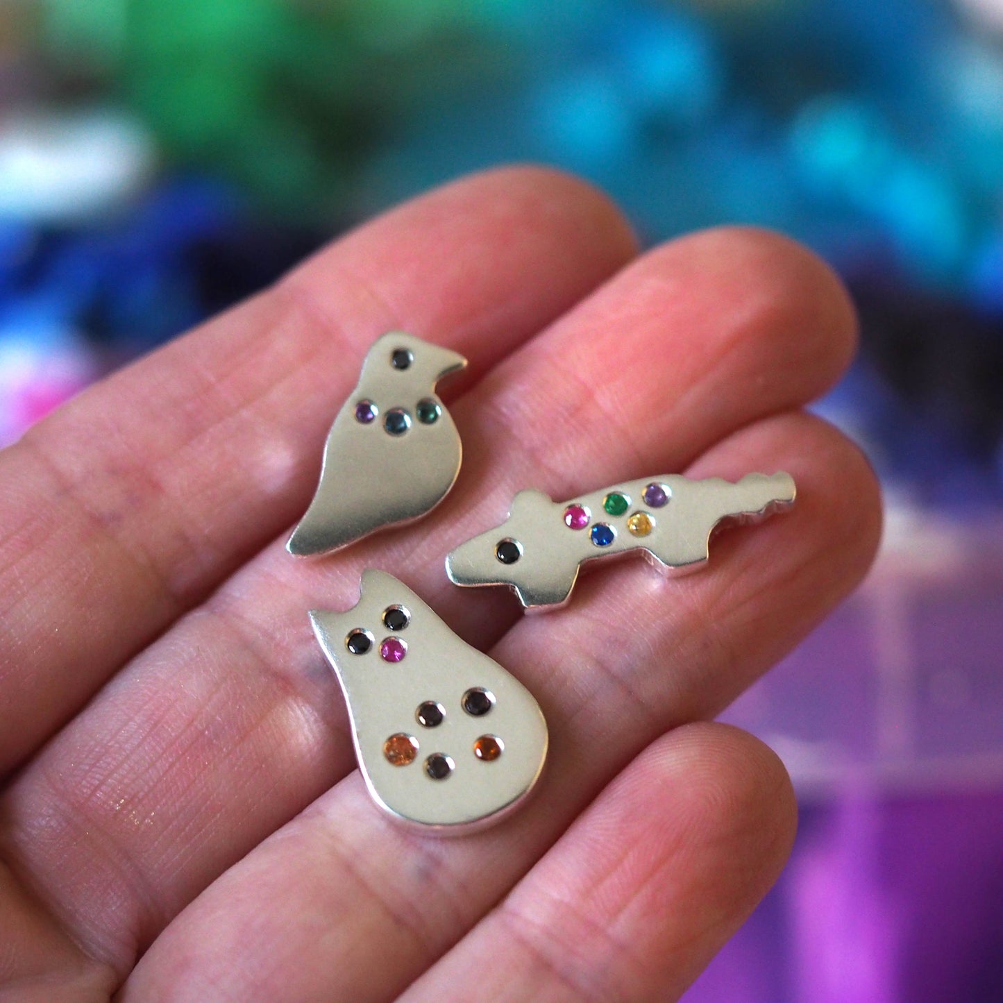 Wobble Cat Pin