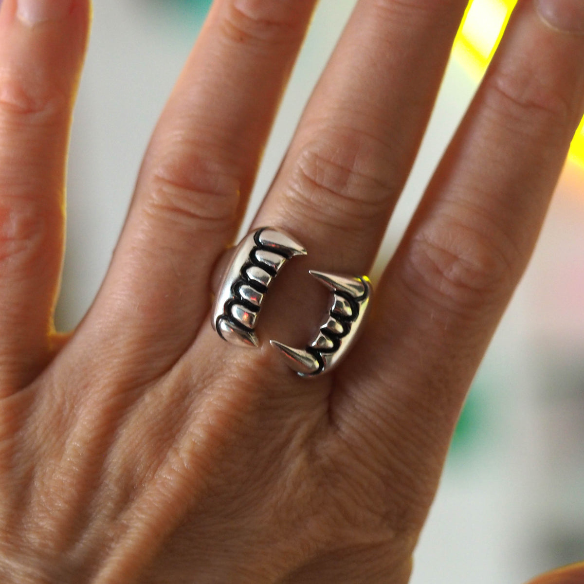 Fangs Ring Silver