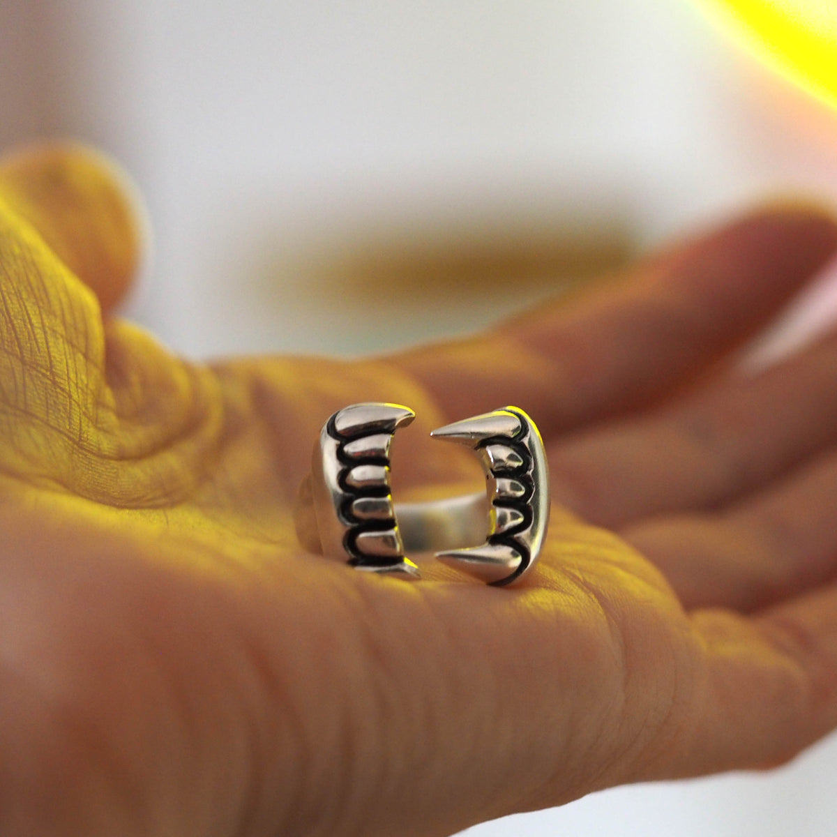 Fangs Ring Silver