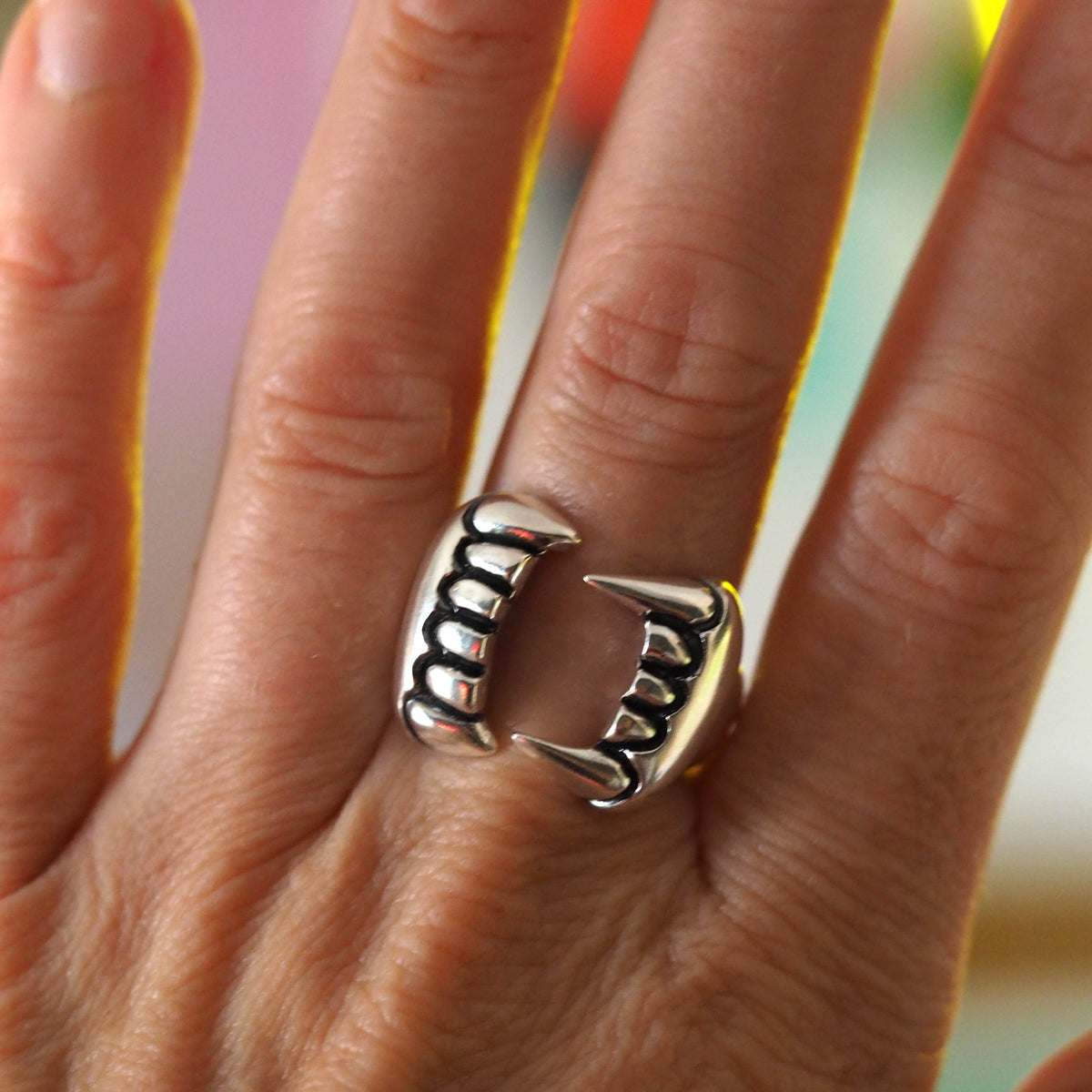 Fangs Ring Silver