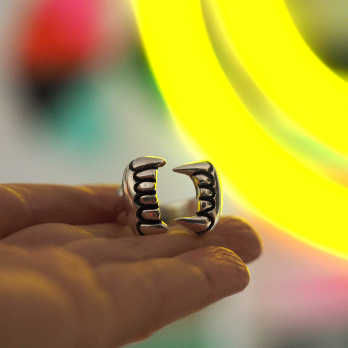 Fangs Ring Silver
