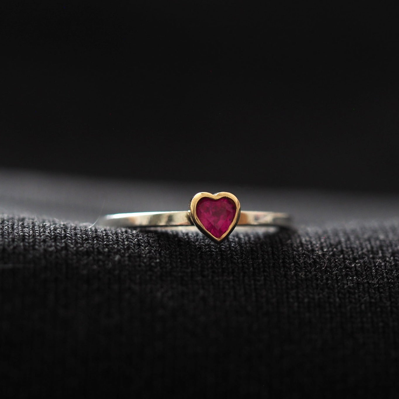 Heart Ring - Ruby, Sapphire or Emerald